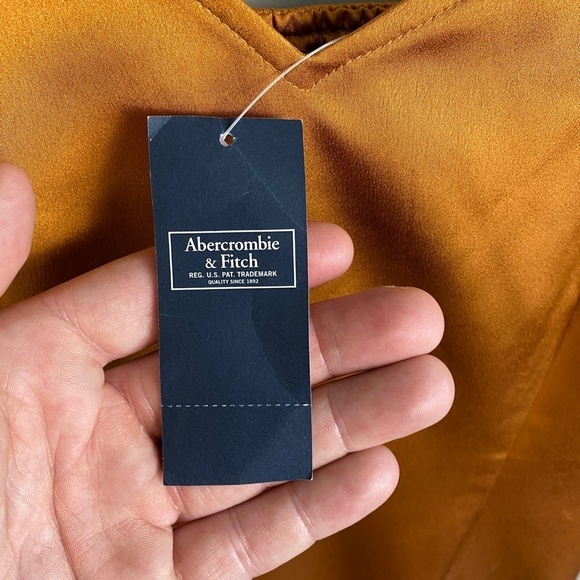 Abercrombie‎ & Fitch NWT Women's Golden Brown/Orange Satin Camisole Top Size MP - Picture 8 of 16